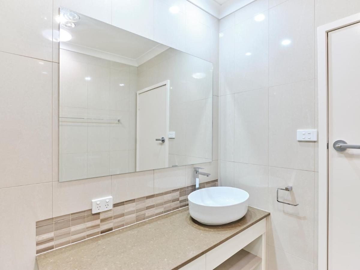 Skymirror Villa Sea Lake Kültér fotó